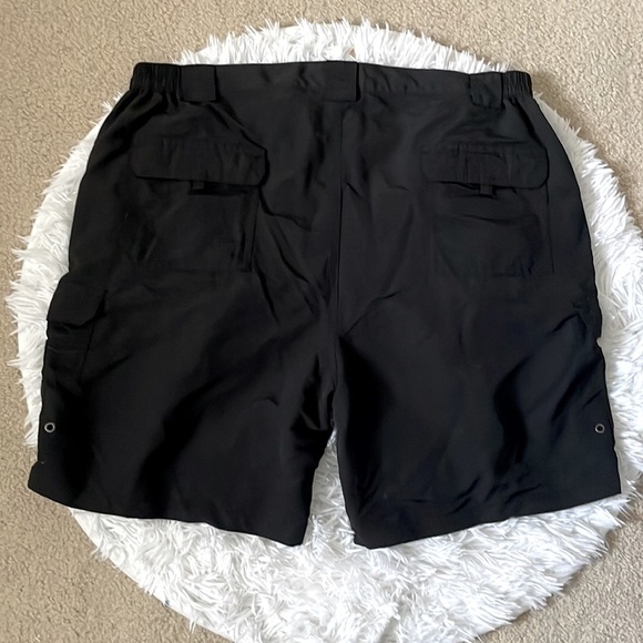 Reel Legends Performance Clothing Cargo Shorts - Picture 5 of 6